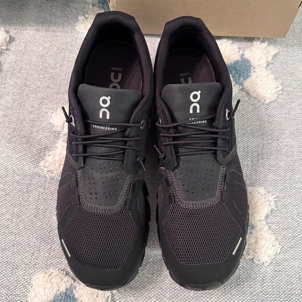 On Cloud 5 All Black Sneakers W 9.5